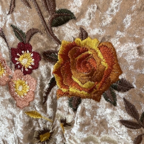 MYSTREE Embroidered dress Medium high low - Picture 13 of 16